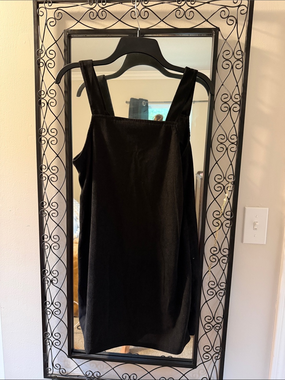Black ribbed Sleeveless Shift Dress